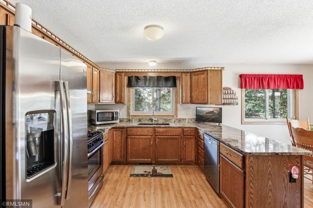 18663 Jasmine Way, Lakeville, MN 55044