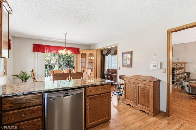 18663 Jasmine Way, Lakeville, MN 55044
