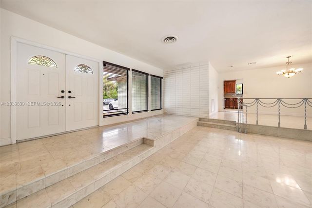 6311 SW 65th Ave, South Miami, FL 33143