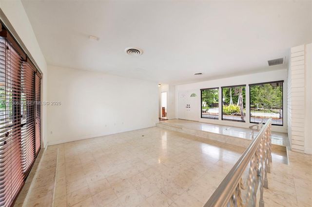 6311 SW 65th Ave, South Miami, FL 33143