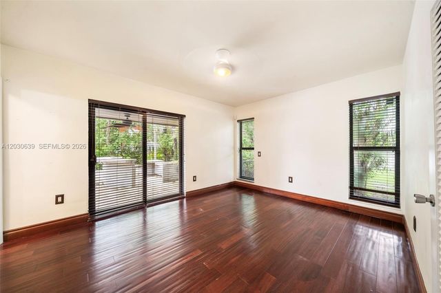 6311 SW 65th Ave, South Miami, FL 33143