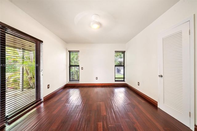 6311 SW 65th Ave, South Miami, FL 33143