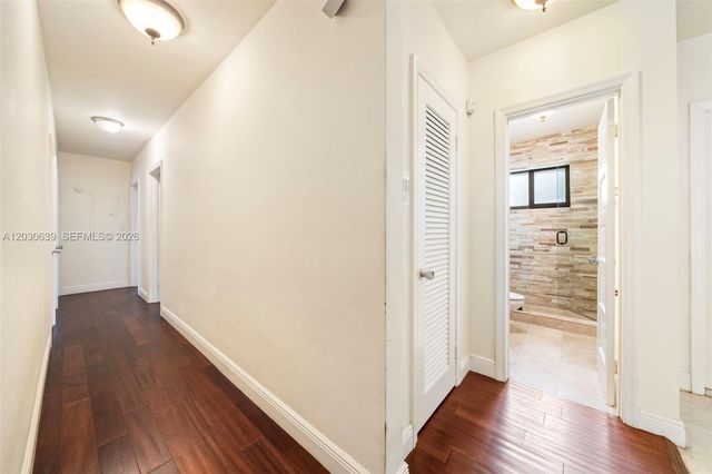 6311 SW 65th Ave, South Miami, FL 33143