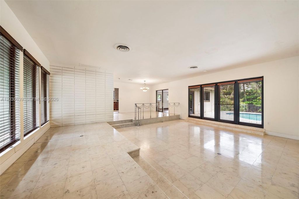 Image 15 of property listing at 6311 SW 65th Ave, South Miami, FL 33143