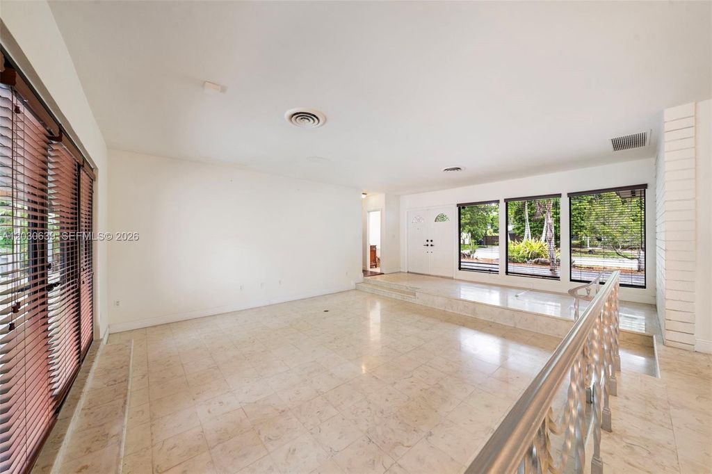 Image 18 of property listing at 6311 SW 65th Ave, South Miami, FL 33143
