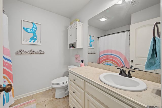 15001 Cross Gate Dr, Walker, LA 70785