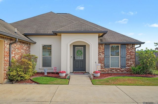 15001 Cross Gate Dr, Walker, LA 70785