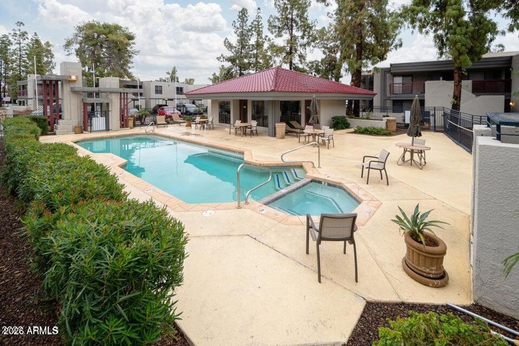 3420 W Danbury Drive C110, Phoenix, AZ 85053