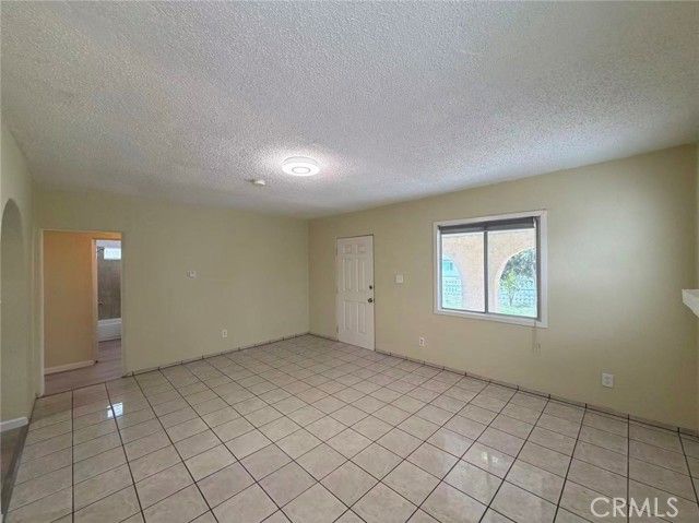 1079 Belvan, San Bernardino, CA 92410