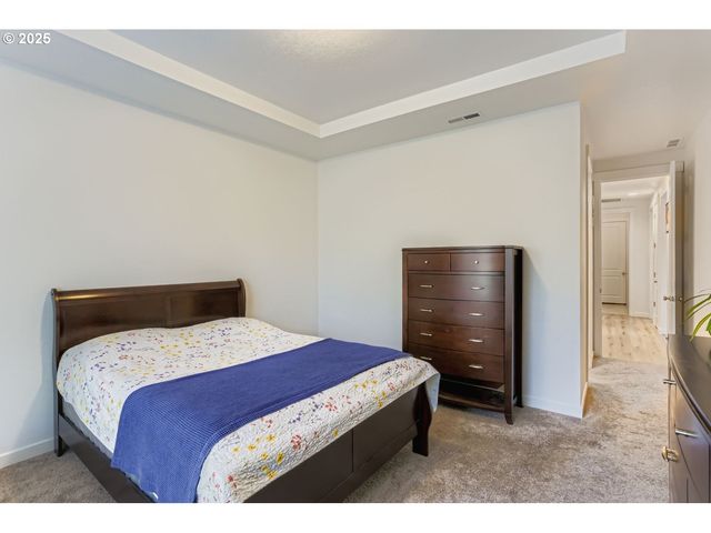 234 W 18TH St, Lafayette, OR 97127