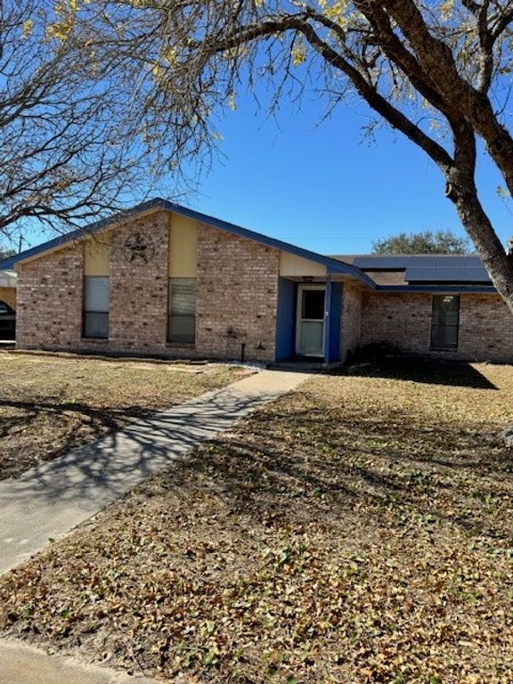 3221 Seafoam Dr, Corpus Christi, TX 78418