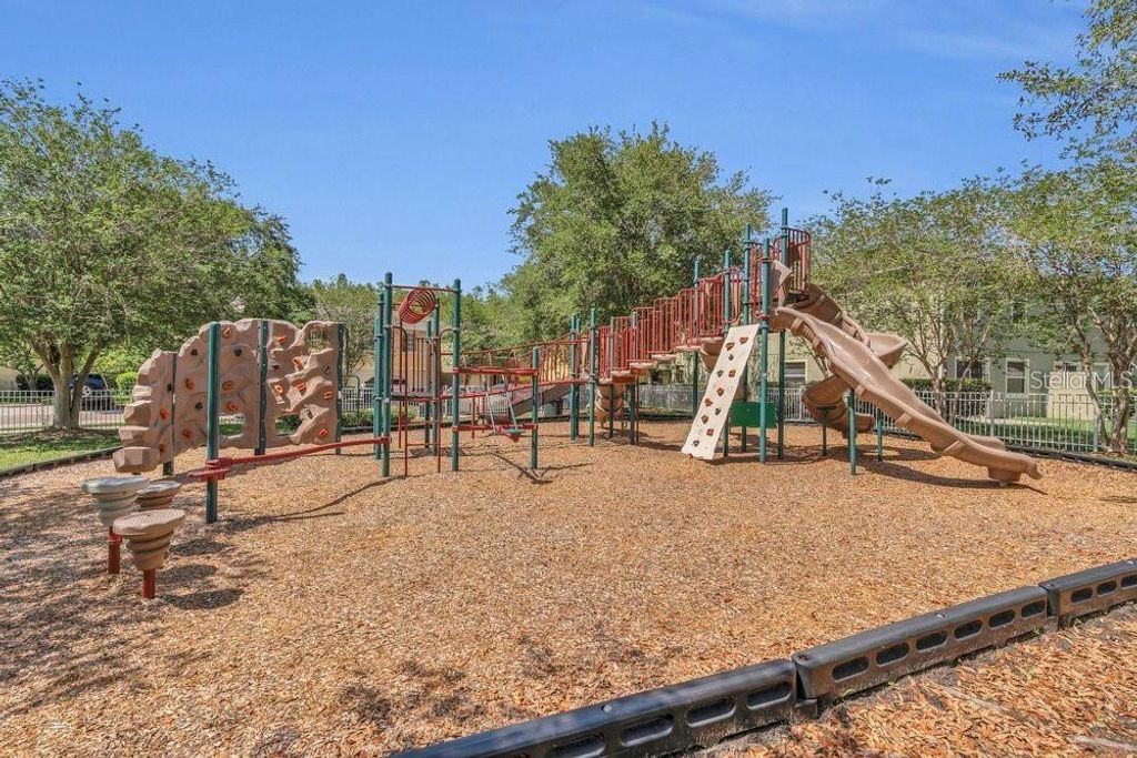 Image 58 of property listing at 13430 SOUTHMEADOW DR 138, Orlando, FL 32824