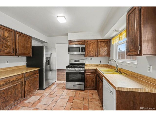 2594 E Geddes Ave, Centennial, CO 80122