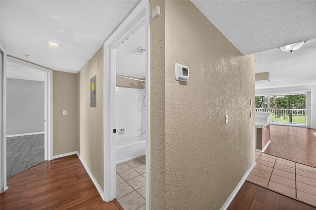 14013 FAIRWAY ISLAND DRIVE 428, Orlando, FL 32837