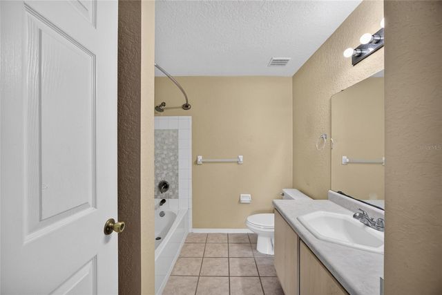 14013 FAIRWAY ISLAND DRIVE 428, Orlando, FL 32837