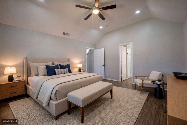 562 Continental Drive, Lewisville, TX 75067
