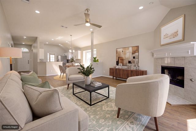 562 Continental Drive, Lewisville, TX 75067