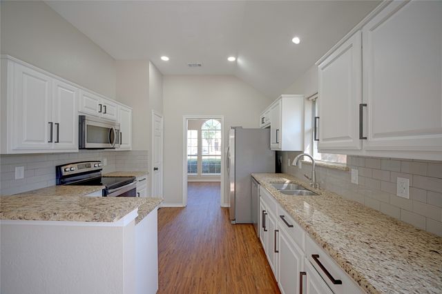 562 Continental Drive, Lewisville, TX 75067