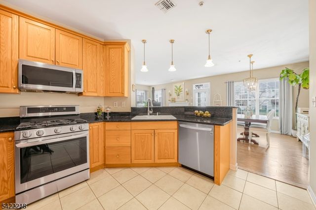 175 George Russell Way, Clifton City, NJ 07013