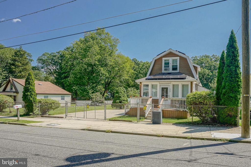 620 OAK AVE, WOODBURY, NJ 08096 — photo 2