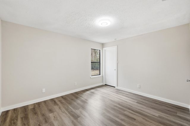 121 Candlelight Cove, Holly Lake Ranch, TX 75765