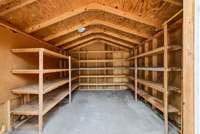 121 Candlelight Cove, Holly Lake Ranch, TX 75765