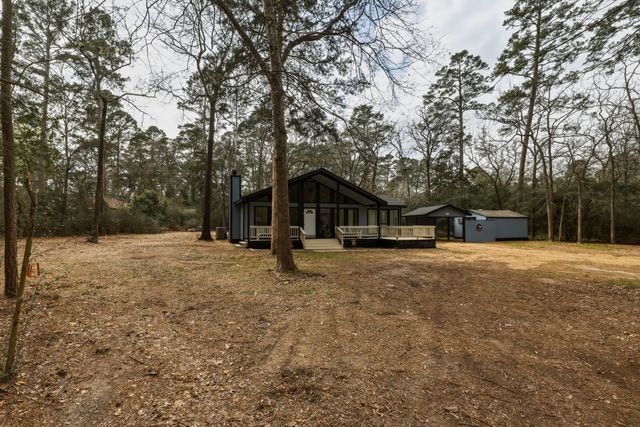 121 Candlelight Cove, Holly Lake Ranch, TX 75765