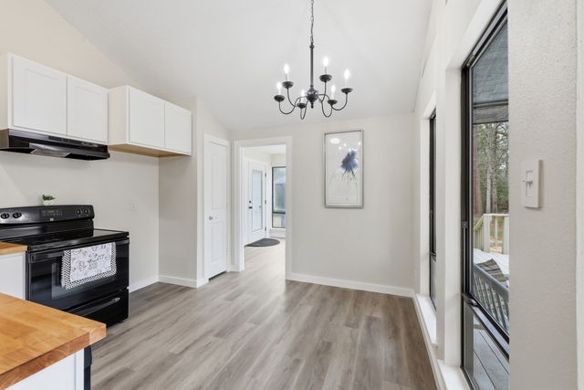 121 Candlelight Cove, Holly Lake Ranch, TX 75765