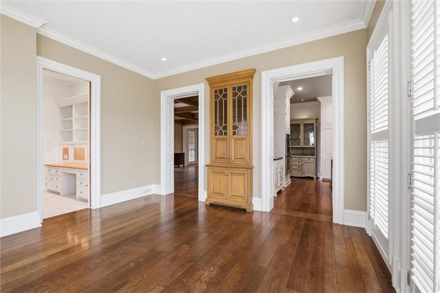 17960 Bond Street, Overland Park, KS 66013