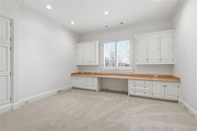 17960 Bond Street, Overland Park, KS 66013