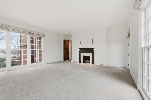 17960 Bond Street, Overland Park, KS 66013