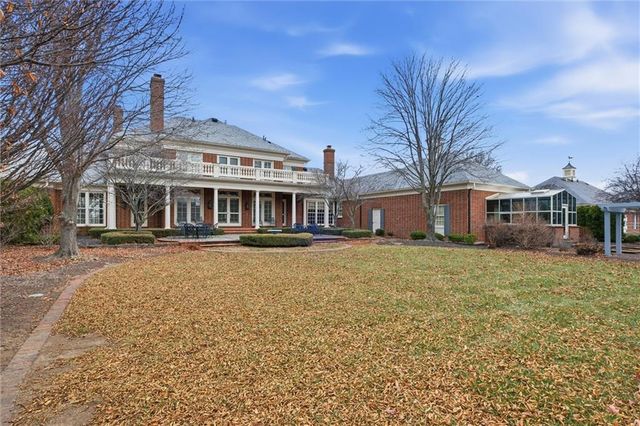 17960 Bond Street, Overland Park, KS 66013