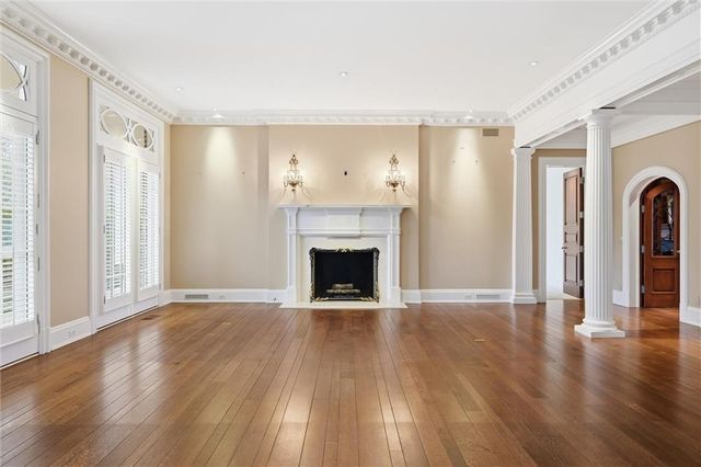 17960 Bond Street, Overland Park, KS 66013