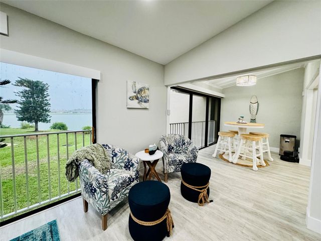 3216 S Lakeview Circle 5202, Fort Pierce, FL 34949