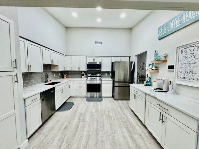 3216 S Lakeview Circle 5202, Fort Pierce, FL 34949