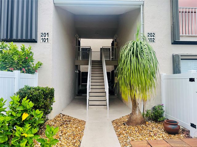 3216 S Lakeview Circle 5202, Fort Pierce, FL 34949