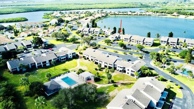 3216 S Lakeview Circle 5202, Fort Pierce, FL 34949