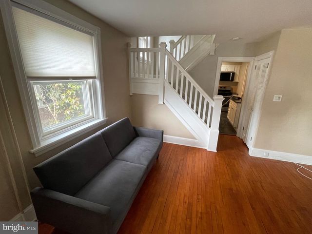 134 W 10TH AVE, Conshohocken, PA 19428