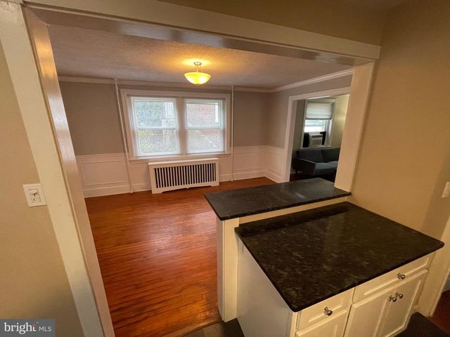 134 W 10TH AVE, Conshohocken, PA 19428