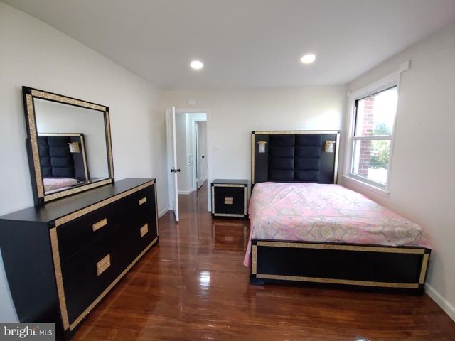 324 VALLEY VIEW RD, Springfield, PA 19064
