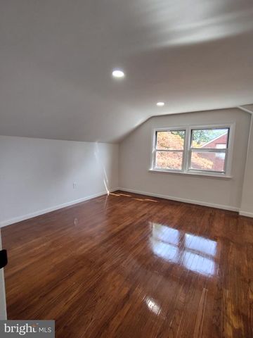 324 VALLEY VIEW RD, Springfield, PA 19064