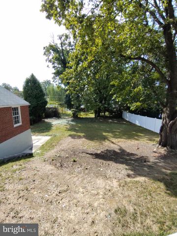 324 VALLEY VIEW RD, Springfield, PA 19064