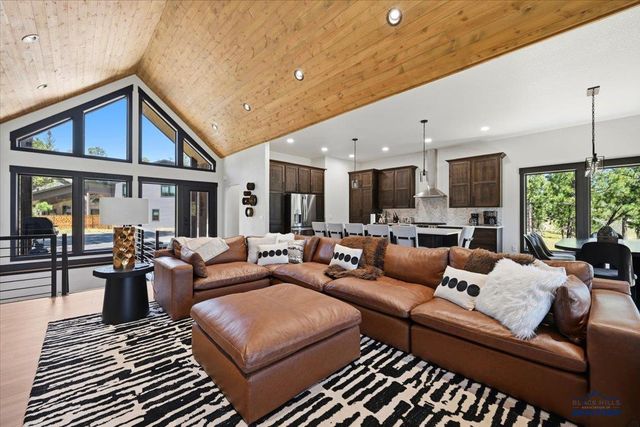 21385 TRAILSIDE RD, Lead, SD 57754