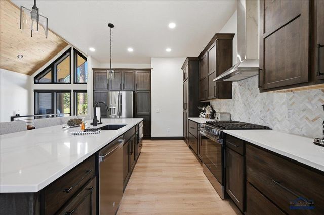 21385 TRAILSIDE RD, Lead, SD 57754