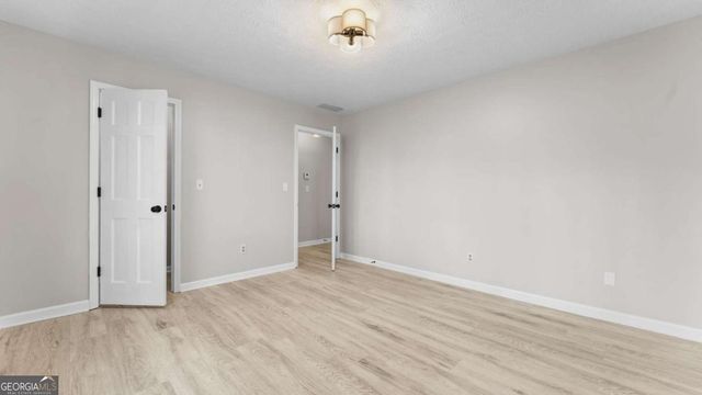 2302 Smokehouse Path, Lawrenceville, GA 30044