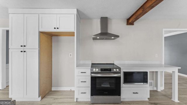 2302 Smokehouse Path, Lawrenceville, GA 30044
