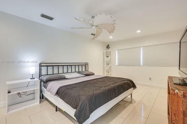 6950 SW 26th St, Miramar, FL 33023