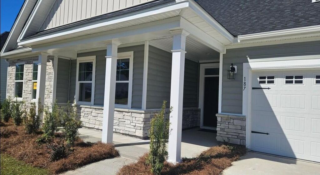 Image 2 of property listing at 165 Huguenot Trail, Huger, SC 29450