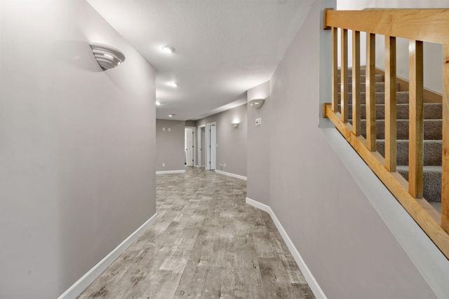 6030 Quantico Lane N, Plymouth, MN 55446