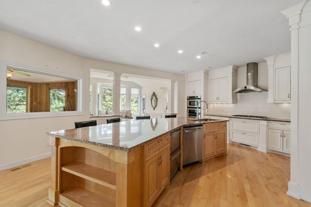 6030 Quantico Lane N, Plymouth, MN 55446